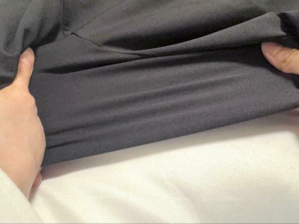 UNIQLO、着るだけでスタイルアップ！「大人の神ワンピ」をレビュー　上品なのに着心地もラクラク♪