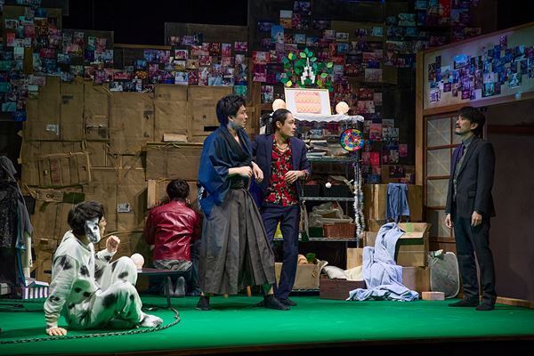 松居大悟の『極めてやわらかい道』が開幕　舞台写真＆潤色・演出の川名幸宏よりコメント到着