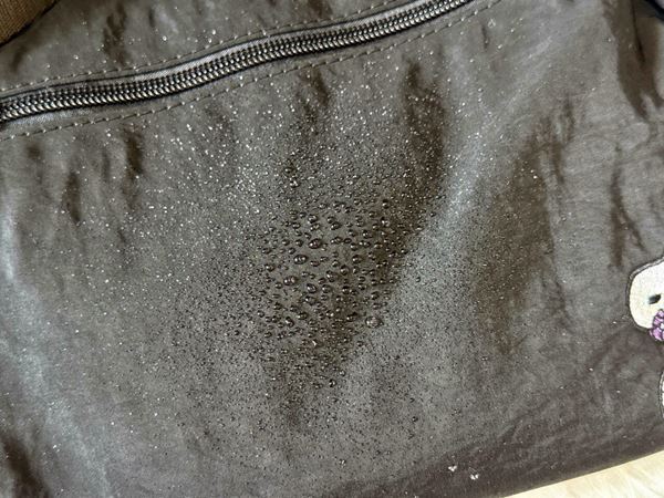 しまむら×スヌーピーの新作バッグは裏地までかわいい！　撥水加工＆ポケット豊富で使いやすいのも◎