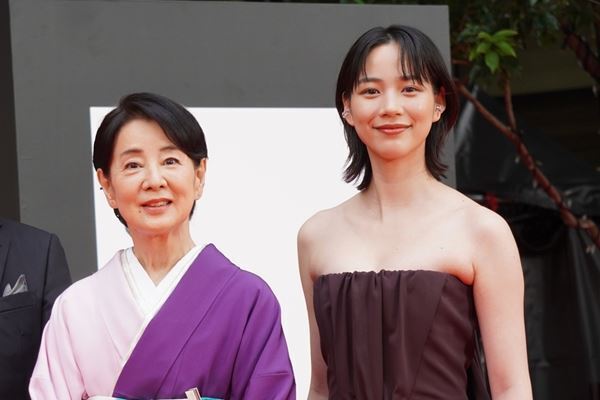 第38回東京国際映画祭、吉永小百合がレッドカーペットに登場し華やかに開幕