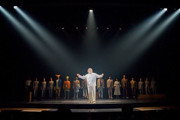 【コラム】劇場には体験したことのない雰囲気が満ちていた──さようなら俳優座劇場 最終公演『嵐 THE TEMPEST』