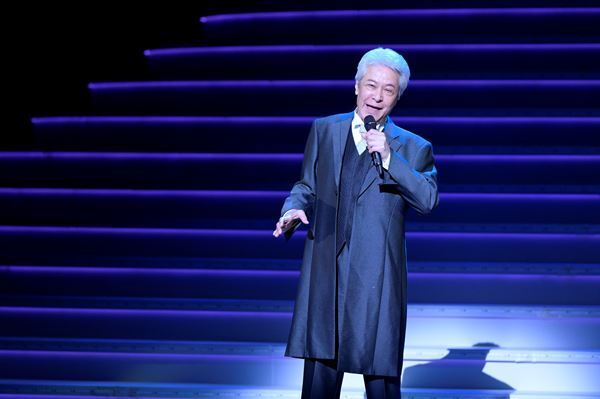 現・帝国劇場最終公演が開幕 CONCERT『THE BEST New HISTORY COMING』華やかに上演中