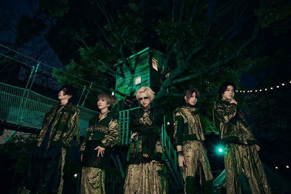 BugLug、「光の三原色」をテーマに掲げた3カ月連続リリース第1弾「寄 生 kiss」配信&リリックビデオ公開　新ビジュアルも公開