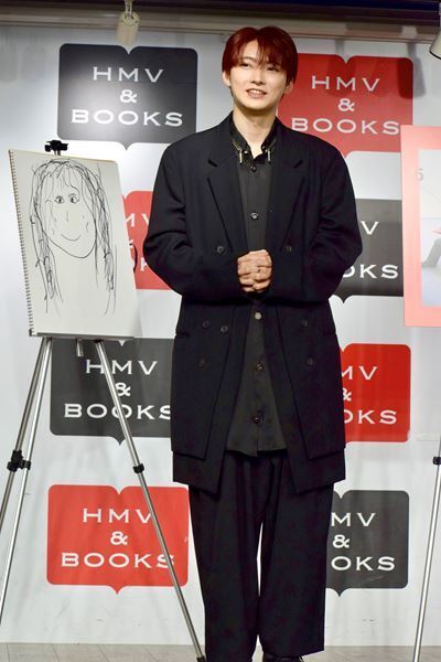 timelesz松島聡も太鼓判！ 30歳を迎えた超特急・ユーキがアニバーサリーブックを刊行「僕の20代は“超特急”でした」