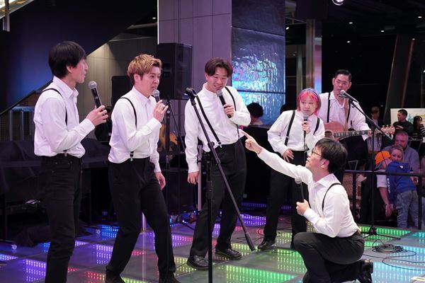 即興コントライブ『THE EMPTY STAGE』開幕！　バッファロ ー吾郎・竹若「エディー・マーフィーとコラボしたい」