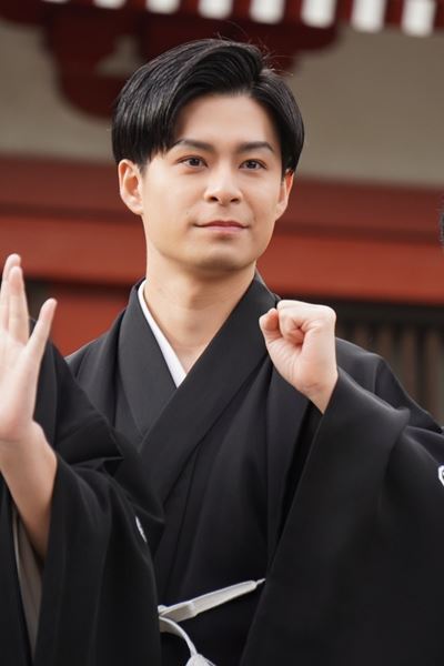 中村橋之助「幸せを力に」 妻役の鶴松からはライバル宣言？「新春浅草歌舞伎」製作発表記者会見