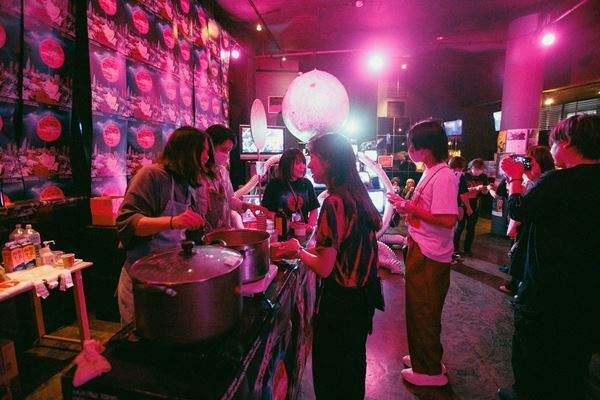 w.o.d.自主企画『TOUCH THE PINK MOON』　4回目の開催はドミコ、SATOHらが登場「今日は踊らせるためだけに来てるんで！」