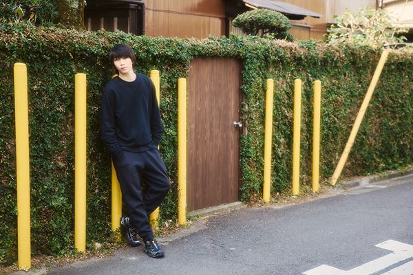 初の主演舞台を控えた遠藤健慎が大切にしていること「生きていることのポジティブな側面を見る」