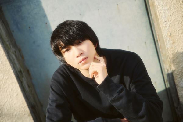 初の主演舞台を控えた遠藤健慎が大切にしていること「生きていることのポジティブな側面を見る」