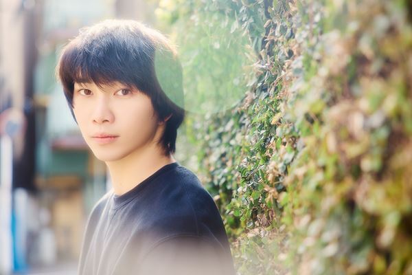 初の主演舞台を控えた遠藤健慎が大切にしていること「生きていることのポジティブな側面を見る」