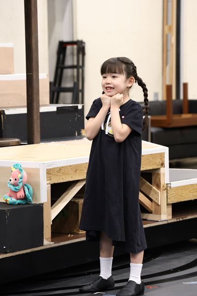 4人のアーニャが奮闘！ ミュージカル『SPY×FAMILY』公開稽古＆ミニ会見レポート