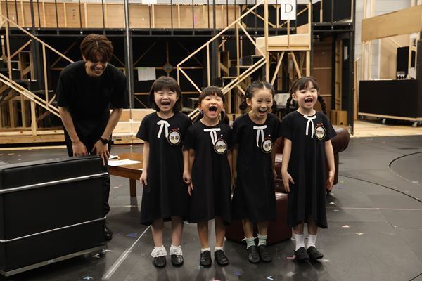 4人のアーニャが奮闘！ ミュージカル『SPY×FAMILY』公開稽古＆ミニ会見レポート