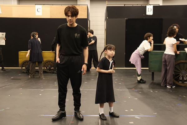 4人のアーニャが奮闘！ ミュージカル『SPY×FAMILY』公開稽古＆ミニ会見レポート