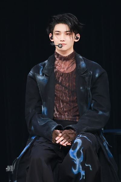 &TEAM、3rdシングル「Go in Blind (月狼)」発売記念ショーケース　一糸乱れない完璧なパフォーマンスを披露【オフィシャルレポート】