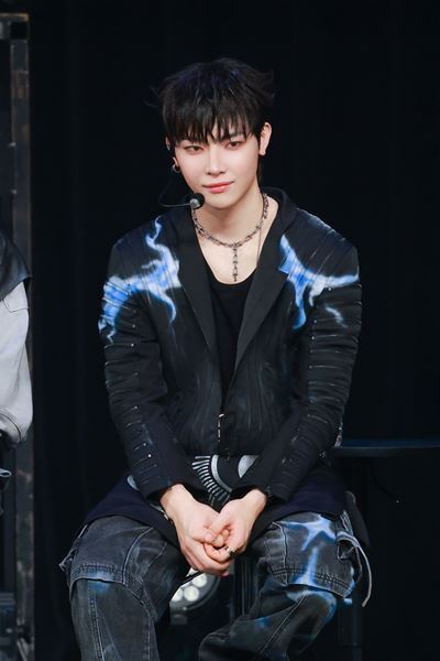 &TEAM、3rdシングル「Go in Blind (月狼)」発売記念ショーケース　一糸乱れない完璧なパフォーマンスを披露【オフィシャルレポート】