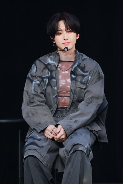 &TEAM、3rdシングル「Go in Blind (月狼)」発売記念ショーケース　一糸乱れない完璧なパフォーマンスを披露【オフィシャルレポート】