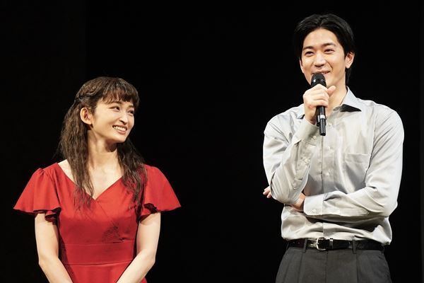 中島裕翔、『みんな鳥になって』で舞台初共演の岡本健一に感謝「ひとりの役者として見てくださる」