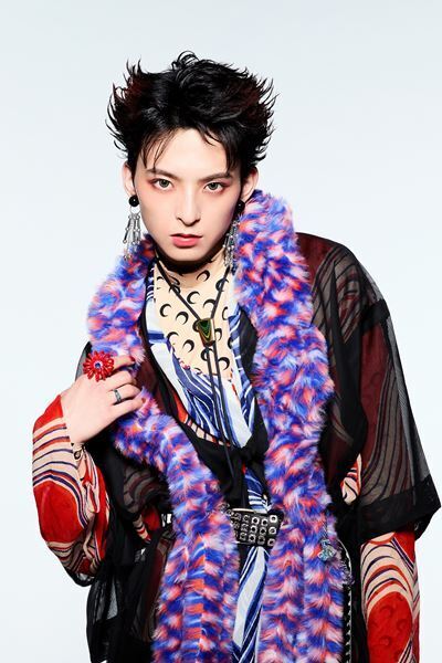 龍宮城、“オルタナティブ”と向き合ったセルフプロデュース新曲「OSHIBAI」MV公開