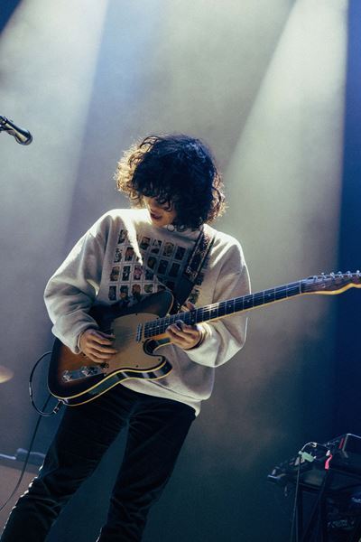 Laura day romance、ジャンルと世代を超える音楽体験　ソールドアウトのファイナル東京公演で魅せたローラズの圧倒的なアンサンブルと無二の音楽性をレポート