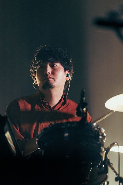 Laura day romance、ジャンルと世代を超える音楽体験　ソールドアウトのファイナル東京公演で魅せたローラズの圧倒的なアンサンブルと無二の音楽性をレポート