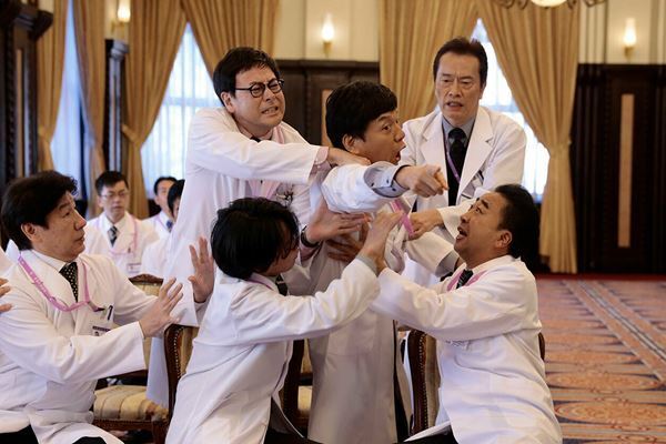 『劇場版ドクターX FINAL』──米倉涼子＋豪華キャストのシリーズ集大成にして、最大の危機！ 【おとなの映画ガイド】