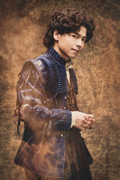 福田雄一演出ミュージカル『サムシング・ロッテン！』再演決定　中川晃教、加藤和樹、矢吹奈子らが出演