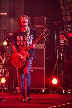 TRICERATOPS 熱狂と興奮と感動が渦巻いた、無期活動休止ファイナル公演レポート「オレらのファンになってくれて、全員に感謝。また会いましょう！」