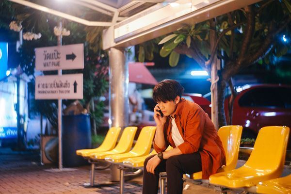 森崎ウィン×向井康二『（LOVE SONG）』ふたりの切ない表情を収めた場面写真公開