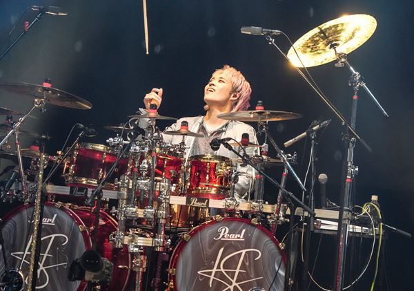 トリビュートバンドからの進化 Like-an-Angelが無二のバンドになった一夜 ＜Like-an-Angel　LIVE 2025 Angel beside yoU＞ライヴレポート