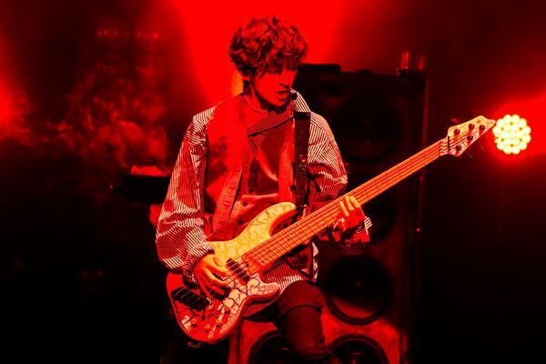 トリビュートバンドからの進化 Like-an-Angelが無二のバンドになった一夜 ＜Like-an-Angel　LIVE 2025 Angel beside yoU＞ライヴレポート