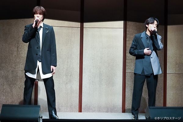 浦井健治＆小池徹平、ミュージカル『ある男』製作発表で一幕ラストのデュエットナンバーを初披露