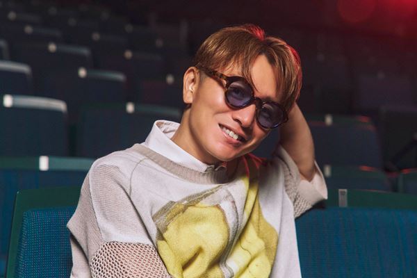 唐十郎初期の名作戯曲を関西弁で。安田章大にしかできない世界が広がる。