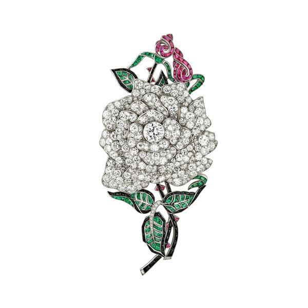 『永遠なる瞬間　ヴァン クリーフ＆アーペル 』東京都庭園美術館で　アール・デコ博覧会100周年を記念し、約250点のジュエリーが一堂に