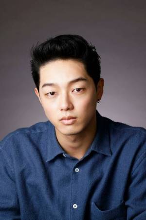 串田和美率いるフライングシアター自由劇場、『夏の夜の夢』を再構築して上演