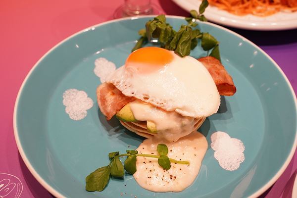 WILD BLUEのテーマカフェが東京・大阪・名古屋にて開催！ カフェの魅力をメンバーが解説「STARRYをはじめ多くの人に寄り添っていただけたら」【独占インタビューあり】