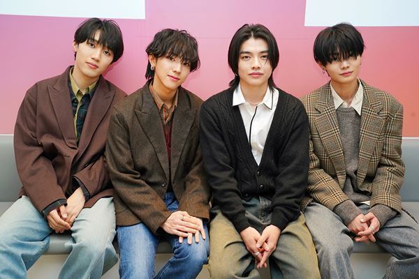 WILD BLUEのテーマカフェが東京・大阪・名古屋にて開催！ カフェの魅力をメンバーが解説「STARRYをはじめ多くの人に寄り添っていただけたら」【独占インタビューあり】