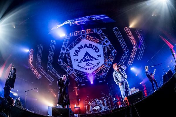 「気づいたら10年もこんなイカれたことやってます」G-FREAK FACTORY主催『山人音楽祭』熱狂の初日を最速レポート