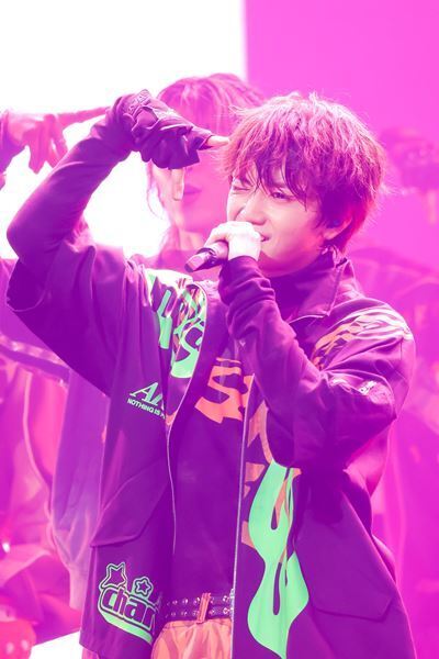 ICEx 「ICEx Second Concert Tour 2025 “ROUTE-8”」追加公演レポート「みんなのおかげで人生が楽しいと思える」