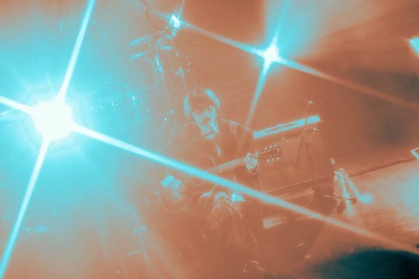 Mega Shinnosuke『君にモテたいっ!!』ツアー最終公演オフィシャルレポート　崎山蒼志とコラボ曲を披露