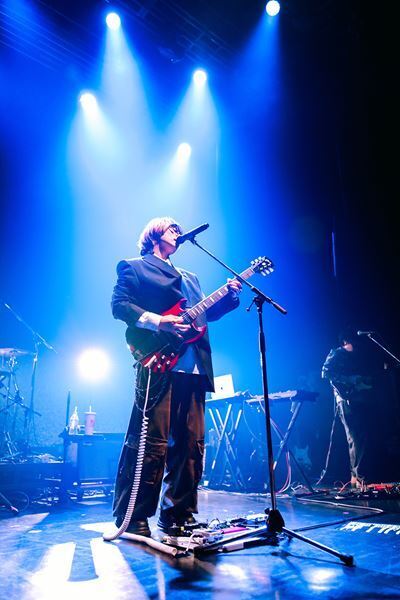 Mega Shinnosuke『君にモテたいっ!!』ツアー最終公演オフィシャルレポート　崎山蒼志とコラボ曲を披露