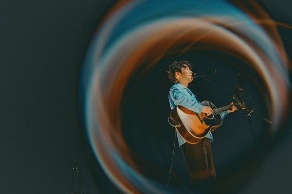 星野源、6年ぶりの全国＆アジアツアー完結「あなたが本当にどん底に落ちた時もそこには僕がいます」　アンコールでは盟友“ニセ明”登場【オフィシャルレポート】