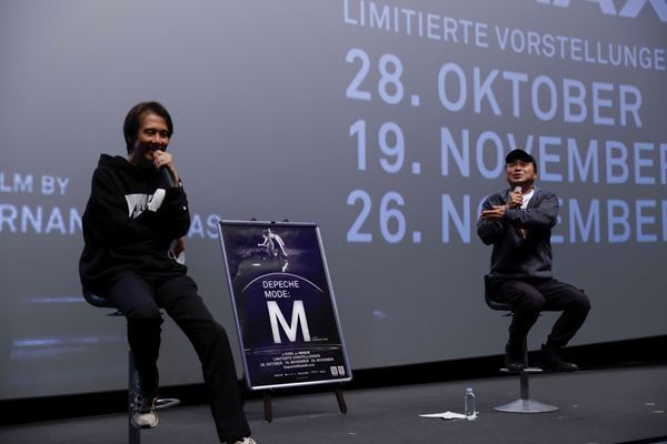 「国賓クラスの扱いを」石野卓球の熱弁に満場沸く　デペッシュ・モード、ライヴ・フィルム上映会をレポート