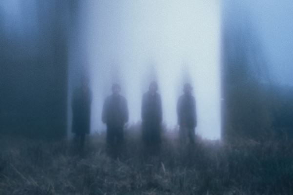 揺れるは幽霊、新曲「echoes of fading girl」をデジタルリリース