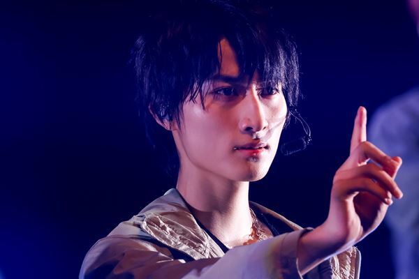 SUPER★DRAGON、メジャーデビュー後、初のツアーを完走！「BLUEと手を取り合って一緒に駆け上がっていきたい」