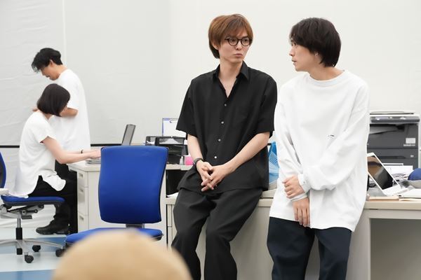 薮宏太らが謎のタイムループに巻き込まれる！ 音楽劇『MONDAYS／このタイムループ、まだまだ終わらない!?』稽古場レポート到着