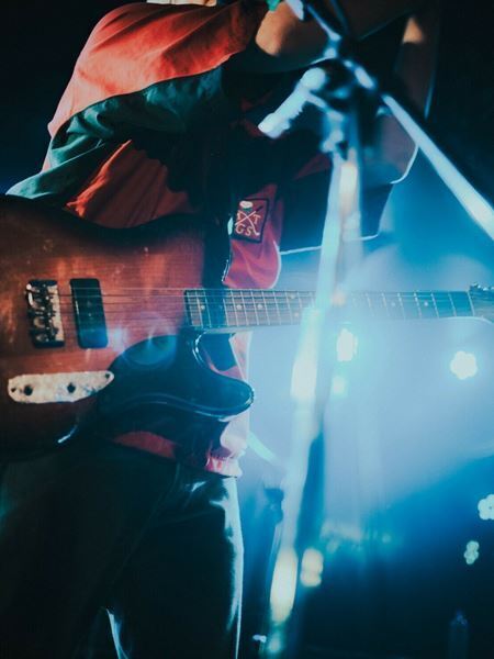 『Grasshopper vol.35』謎多き3組が新代田FEVERに集結！　N8(neito§)、帰りの会、終活クラブが魅せた熱狂と感情のクロスオーバーをレポート