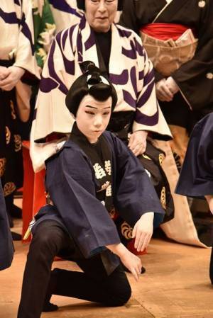 尾上菊五郎、息子と孫との競演に笑顔！ 孫へのお年玉は「大変！」　「初春歌舞伎公演」開幕