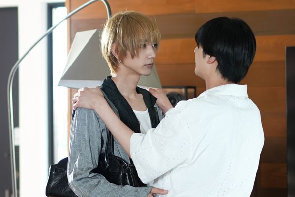 『２５時、赤坂で』の撮影現場に潜入！ 真夏の朝、緊迫感あふれる羽山と白崎の熱演の裏側