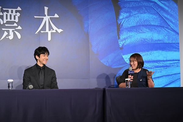 西島秀俊＆市川染五郎の“父子”が見どころをアピール！　ドラマ『人間標本』制作発表会見で意気込みを語る