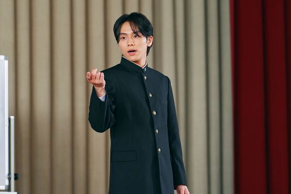 山下幸輝＆なえなのからのコメントも！ 映画『見える子ちゃん』ふたりの新たな場面写真が公開